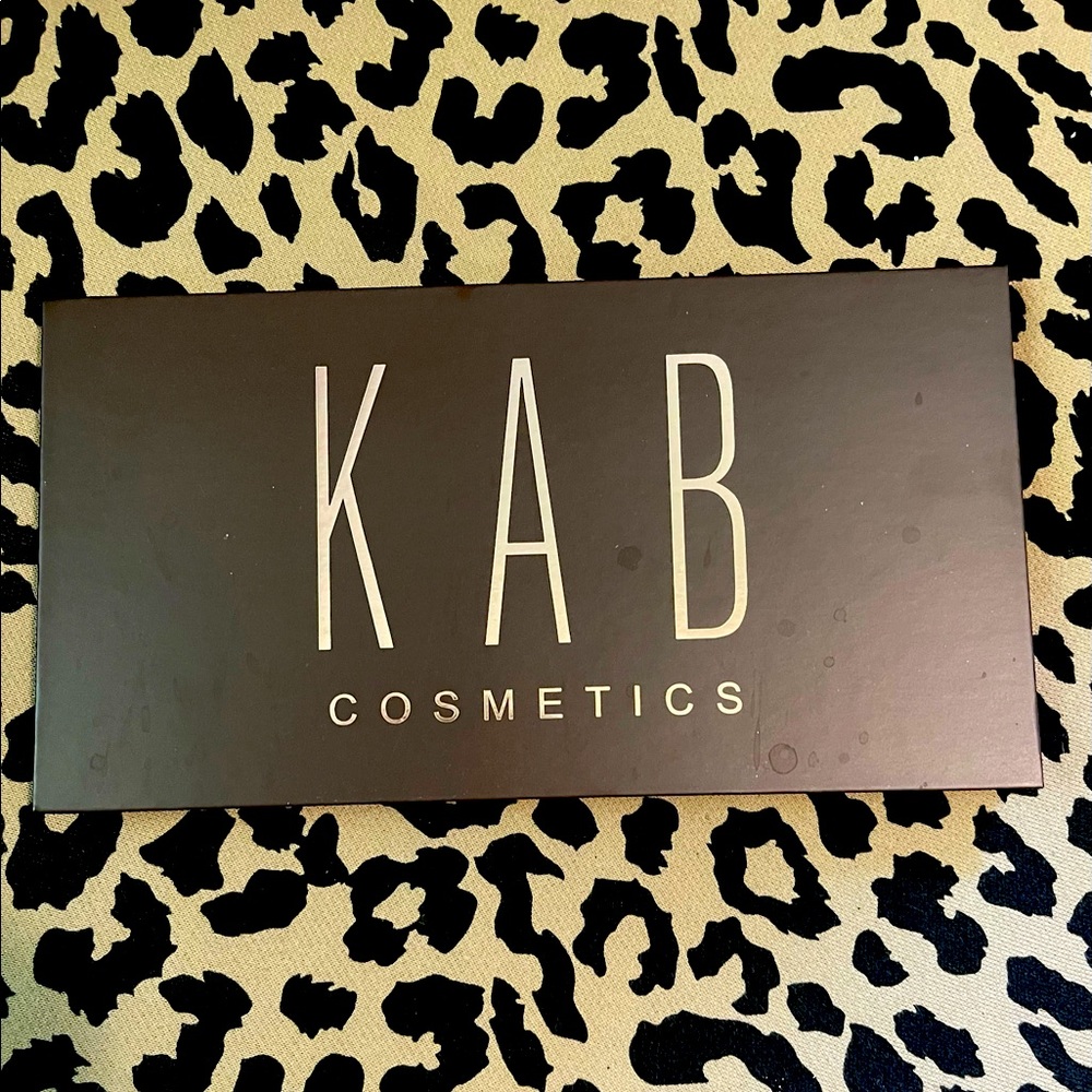 KAB face palette